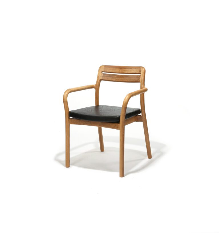 Villamare Arm Chair with Upholstered Seat